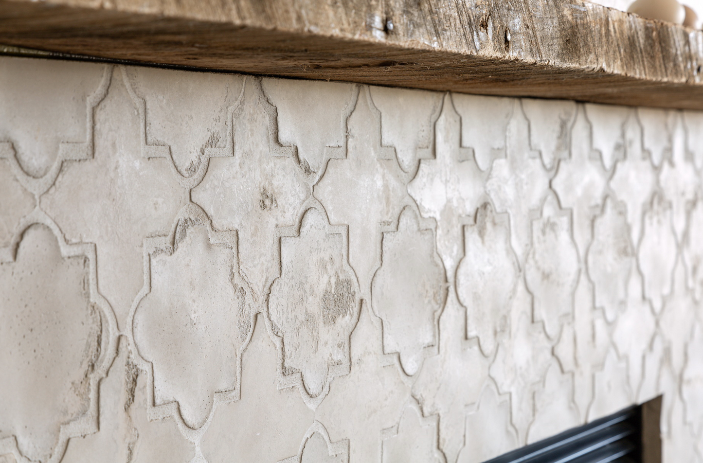 Willow + Wild Artillo Arabesque 8 In Early Gray Arabesque - 4 Piece Tile Sample - Ships US Postal Service