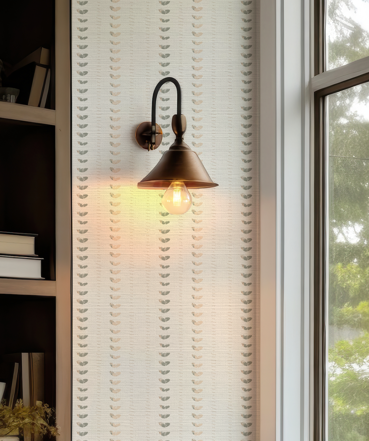 Sweet Vine on White Wallpaper