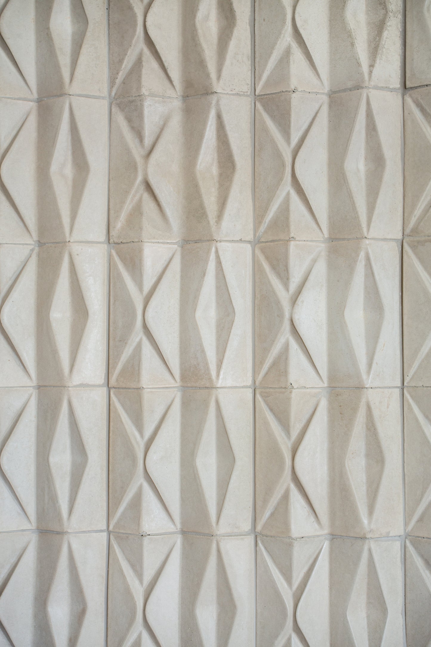 3D Diamond Tile In Pure White 6"x6"