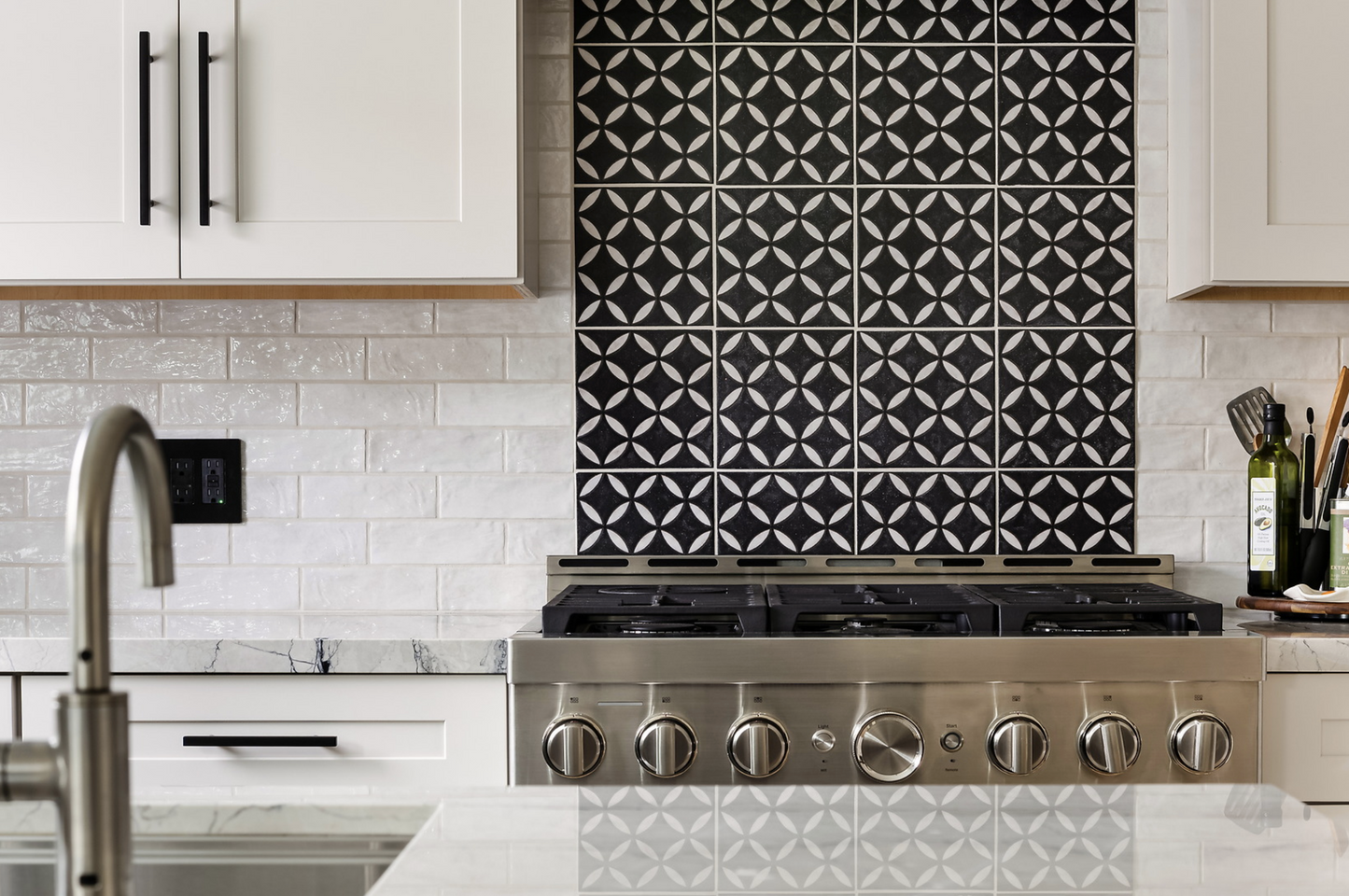 Black and White Backsplash Tile 8" x 8"